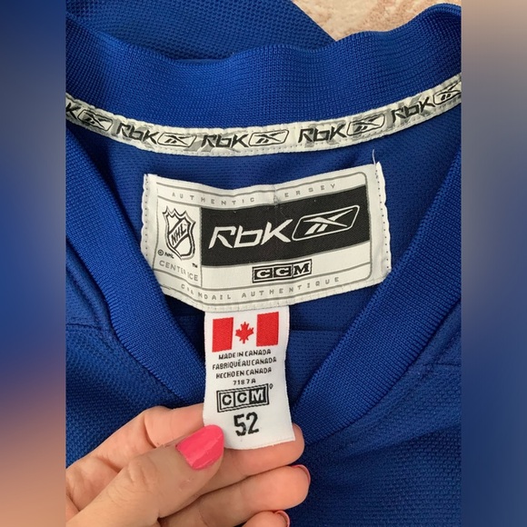 Vintage RBK CCM TORONTO MAPLE LEAFS Mens Hockey NHL Jersey #3 Phaneuf Size XL - Picture 13 of 16